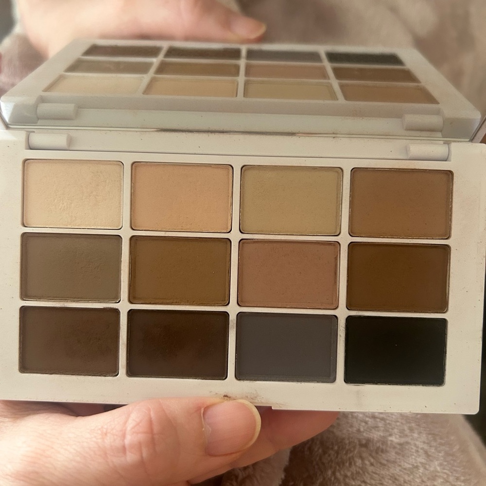 Makeup by Mario Master Mattes in Neutral - Picture 2 of 3